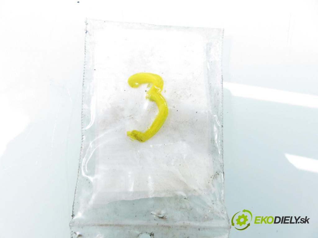 CITROEN C5 III Break (RW_) KOMBI 2008 150,00 2.7 HDi - UHZ (DT17BTED4) 2720,00 vstřikovač 5U3Q9K546AA (Vstřikovač paliva)