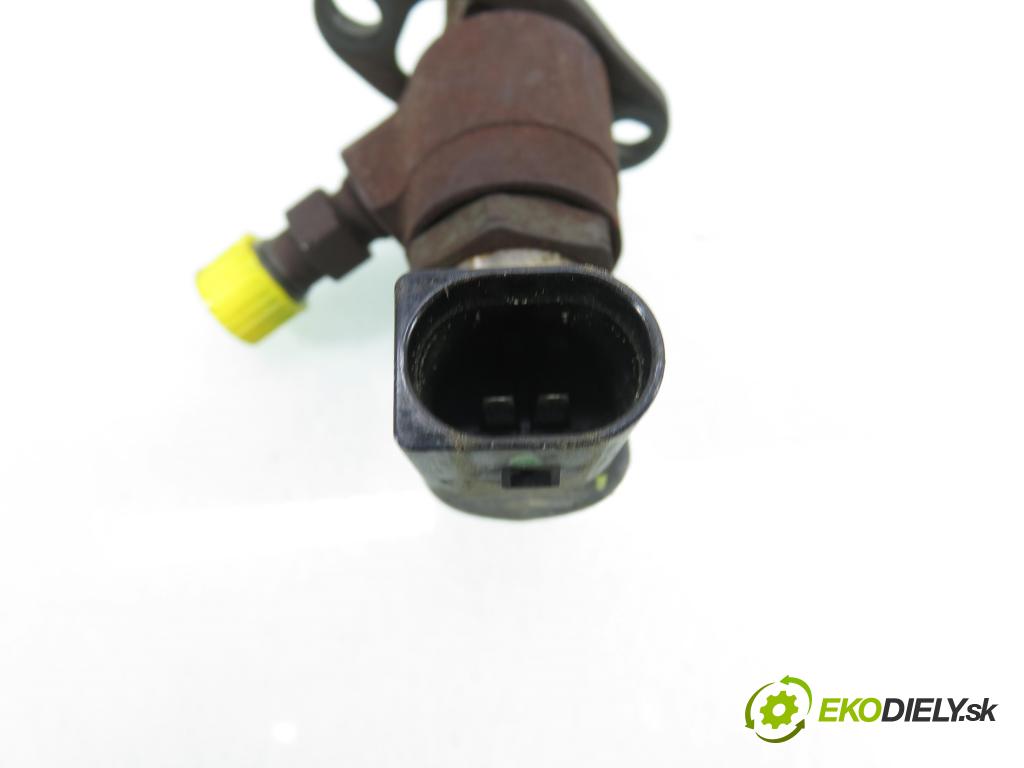 CITROEN C5 III Break (RW_) KOMBI 2008 150,00 2.7 HDi - UHZ (DT17BTED4) 2720,00 vstřikovač 5U3Q9K546AA (Vstřikovač paliva)