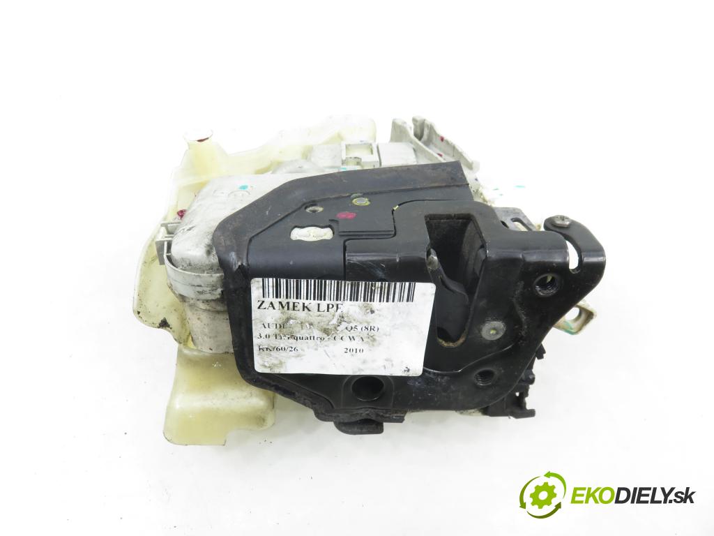 AUDI Q5 (8R) SUV 2010 176,00 3.0 TDI quattro - CCWA 2967,00 zámok 8J1837015C