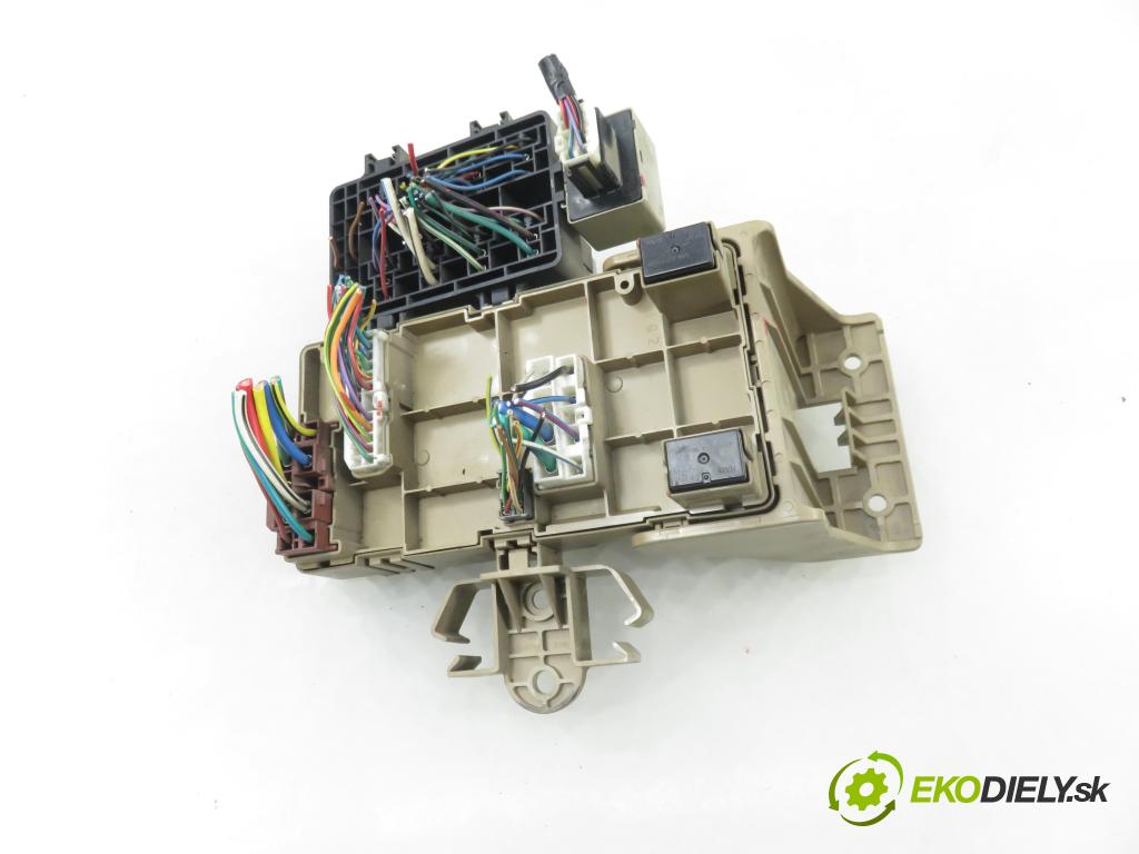 SUBARU LEGACY IV Kombi (BP) KOMBI 2007 121,00 2.0 16V DOHC AWD (BP5) - EJ204 EJ20F BiFuel 1994,00 Skrinka POJISTKY: 82201AG040