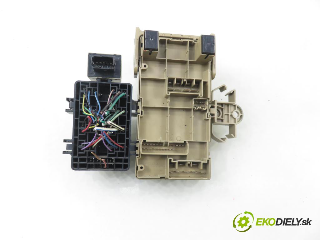 SUBARU LEGACY IV Kombi (BP) KOMBI 2007 121,00 2.0 16V DOHC AWD (BP5) - EJ204 EJ20F BiFuel 1994,00 Skrinka POJISTKY: 82201AG040