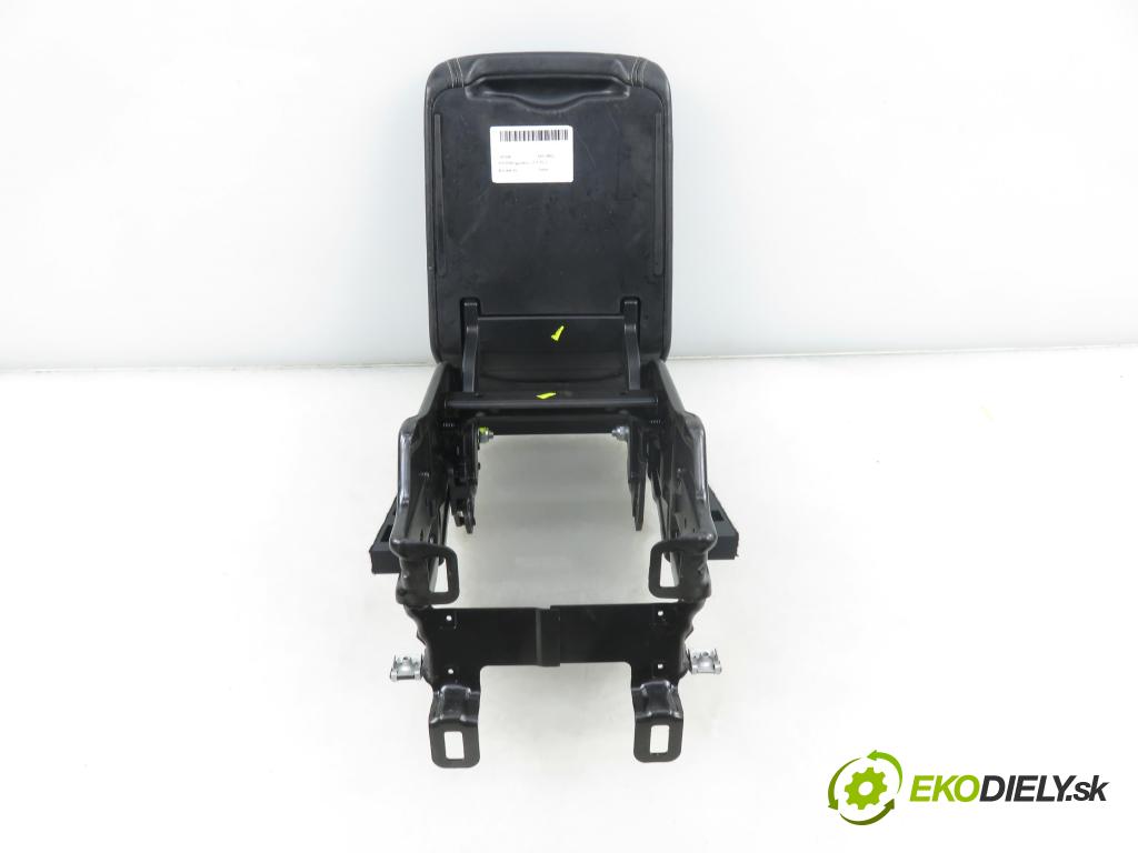 AUDI Q5 (8R) SUV 2010 176,00 3.0 TDI quattro - CCWA 2967,00 Lakťová opierka 8R0864283A