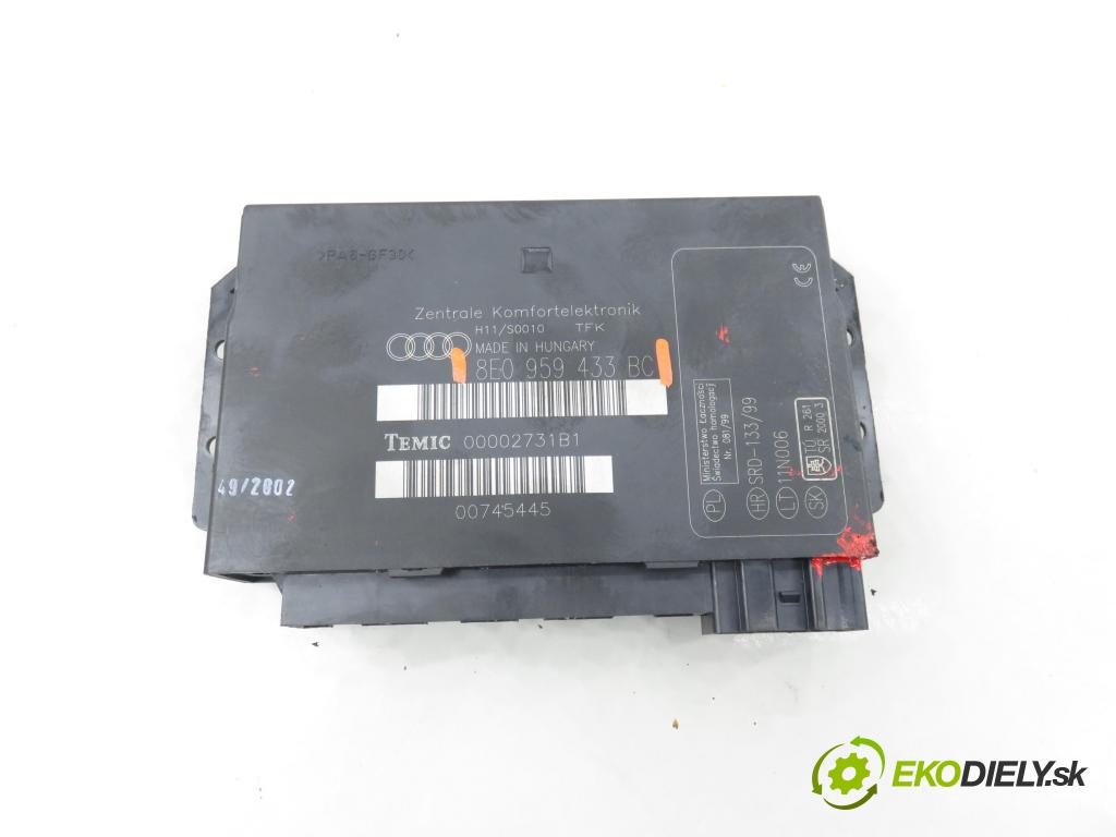 AUDI A4 (8E2, B6) SEDAN 2003 132,00 2.5 TDI V6 180 quattro - AKE 2496,00 MODUL komfortu 8E0959433BC