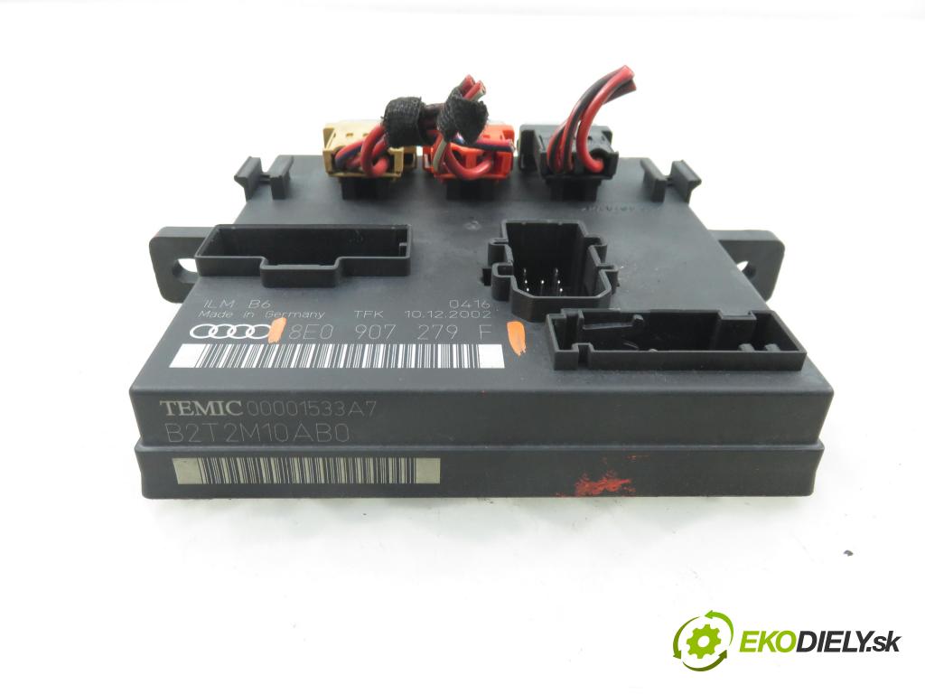 AUDI A4 (8E2, B6) SEDAN 2003 132,00 2.5 TDI V6 180 quattro - AKE 2496,00 Riadiaca jednotka svetlá 8E0907279F