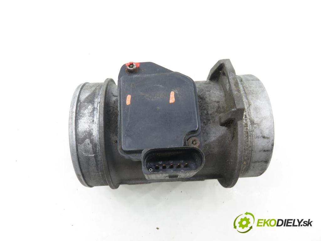 AUDI A4 (8E2, B6) SEDAN 2003 132,00 2.5 TDI V6 180 quattro - AKE 2496,00 váha vzduchu vzduchu 059906461D ; AFH7025C