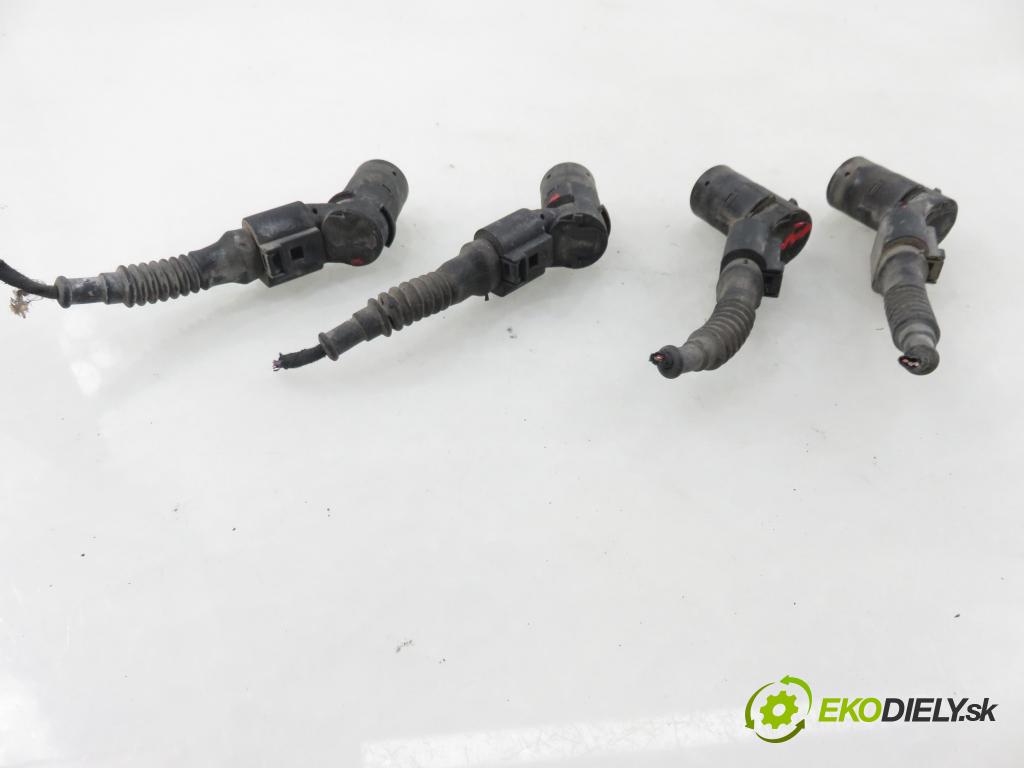 AUDI A4 (8E2, B6) SEDAN 2003 132,00 2.5 TDI V6 180 quattro - AKE 2496,00 Snímač 602195