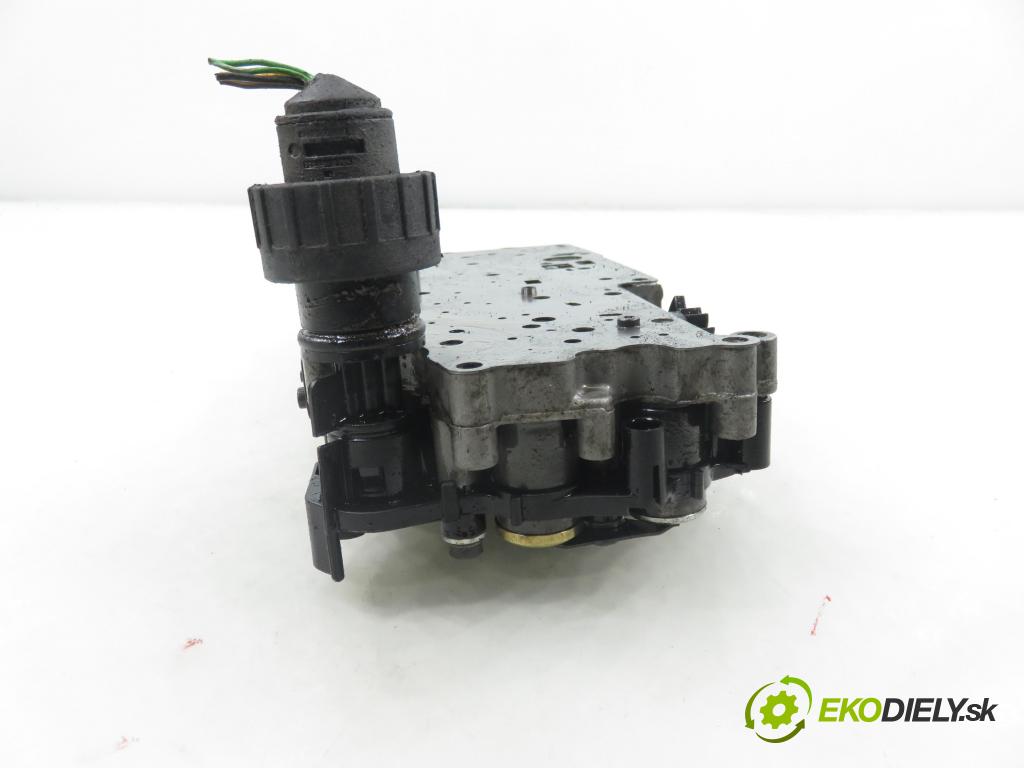 MERCEDES-BENZ VANEO (414) MINIVAN 2002 92,00 1.9 (414.700) - M 166.991 1898,00 řídící jednotka převodovky 1684541632 ; 1683705406 ; 5WP21902