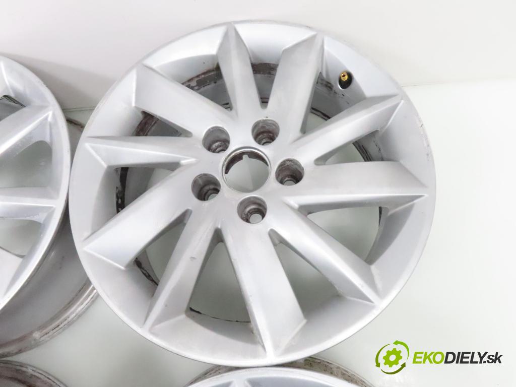 SEAT   0    disky / disk 6J0601025M