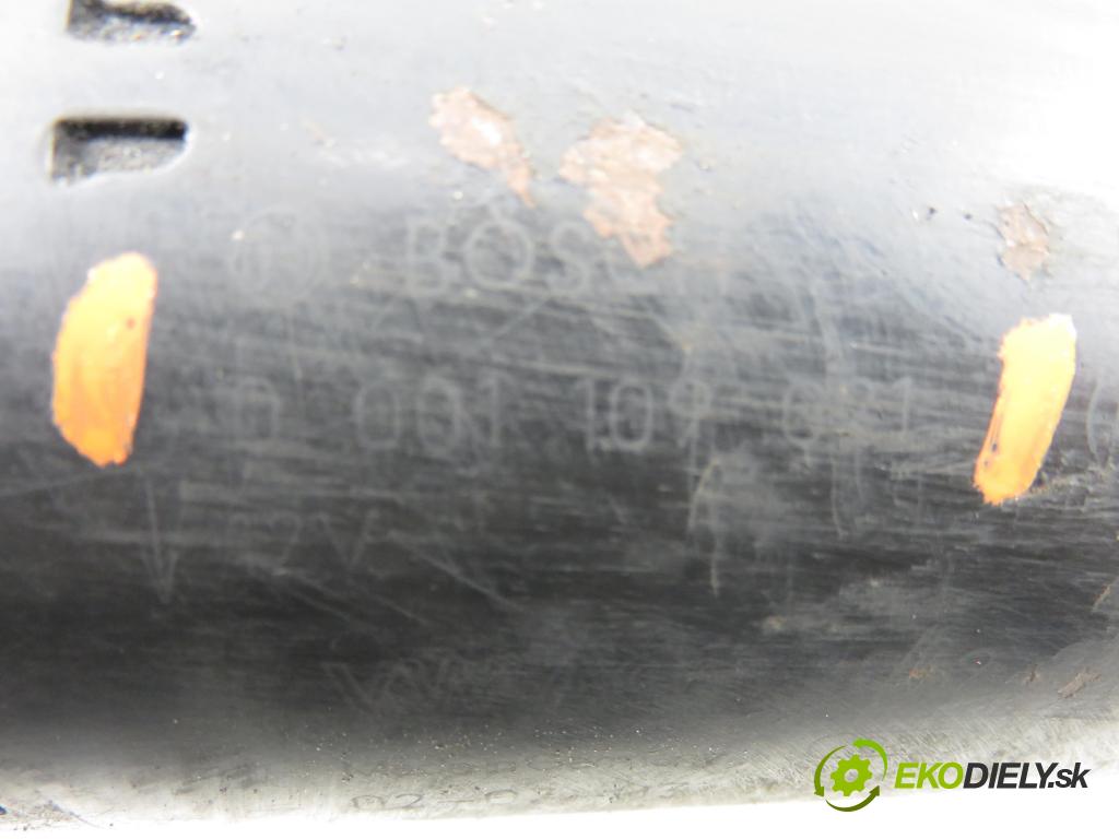 AUDI A4 (8E2, B6) SEDAN 2003 132,00 2.5 TDI V6 180 quattro - AKE 2496,00 Štartér 0001109021 (Štartér)