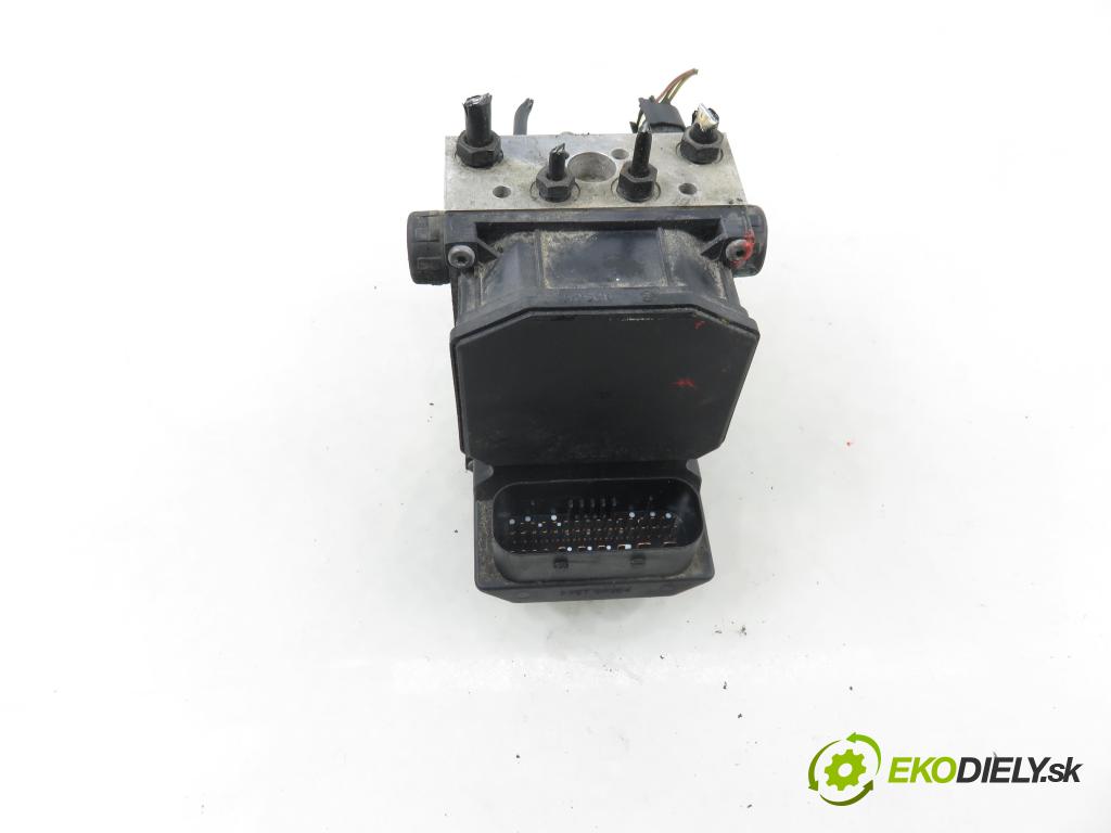 AUDI A4 (8E2, B6) SEDAN 2003 132,00 2.5 TDI V6 180 quattro - AKE 2496,00 pumpa ABS 0265950012 (Pumpa ABS)