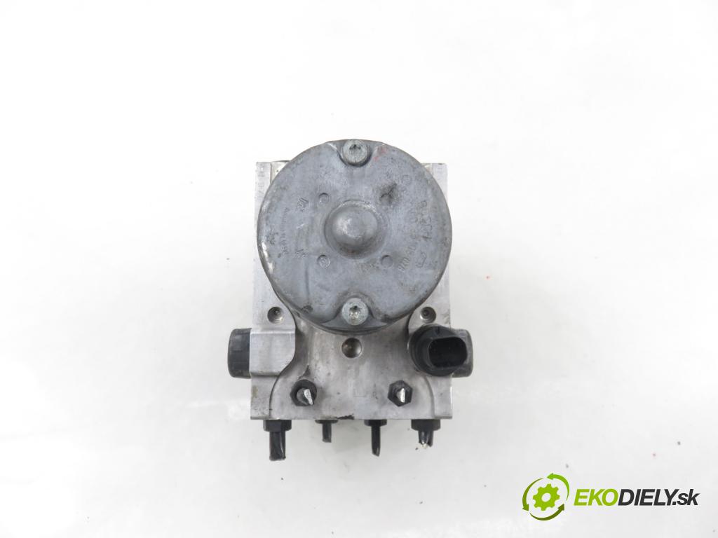 AUDI A4 (8E2, B6) SEDAN 2003 132,00 2.5 TDI V6 180 quattro - AKE 2496,00 pumpa ABS 0265950012 (Pumpa ABS)