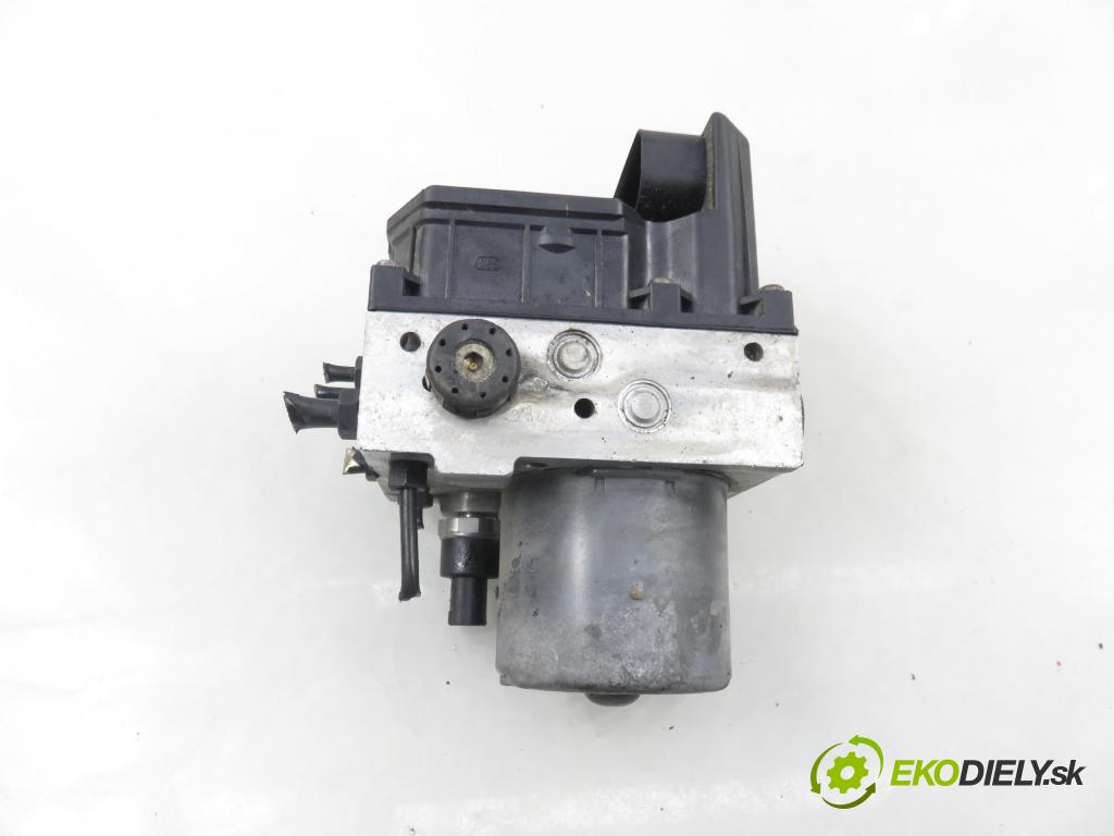 AUDI A4 (8E2, B6) SEDAN 2003 132,00 2.5 TDI V6 180 quattro - AKE 2496,00 pumpa ABS 0265950012 (Pumpa ABS)