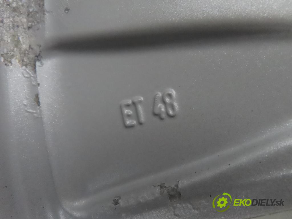 AUDI   0    disky / disk 8P0601025F