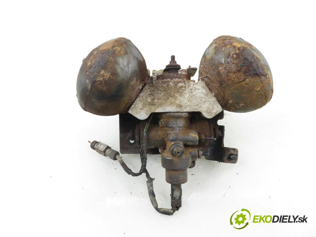 CITROEN C5 III Break (RW_) KOMBI 2008 150,00 2.7 HDi - UHZ (DT17BTED4) 2720,00 rozdělovač hydraulický  (Rozdělovač)
