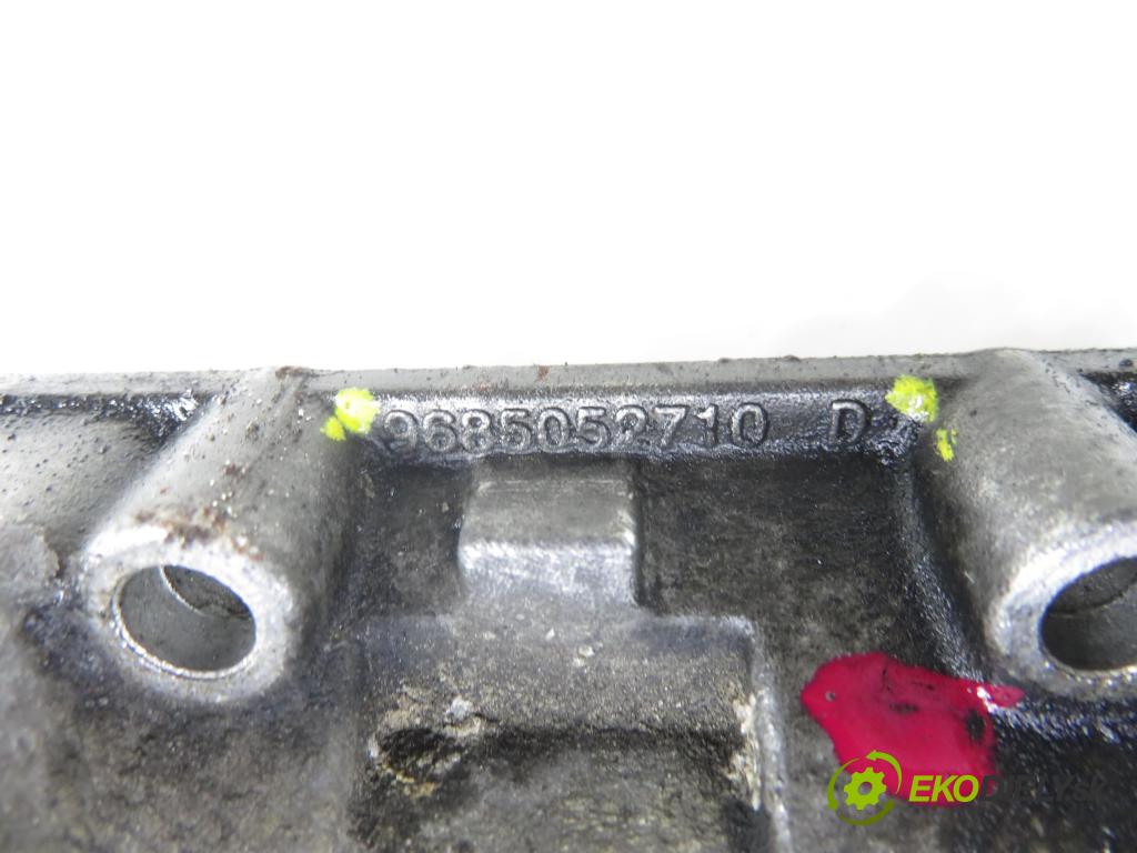 FORD FOCUS III Turnier KOMBI 2015 88,00 1.5 TDCi - XWDB 1499,00 VÁLEČEK VAČKOVÁ HŘÍDEL: 9685052710 ; 9685052710D ; 9685177110