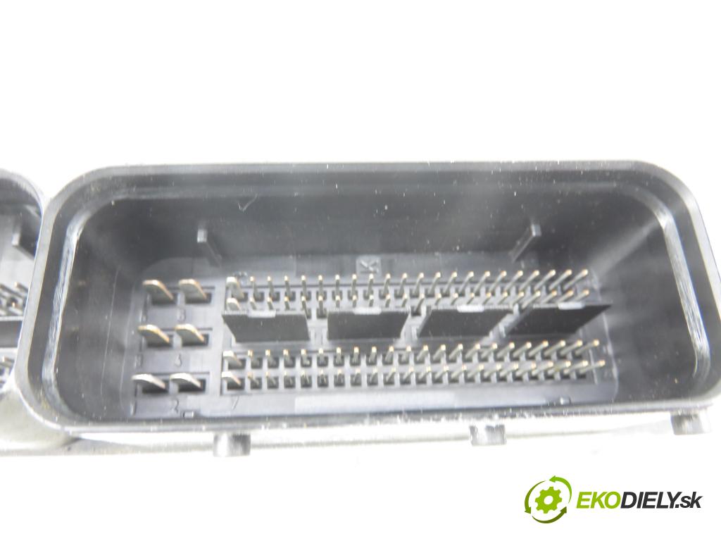 SEAT LEON (1P1) HB 2007 77,00 1.9 TDI - BLS 1896,00 Riadiaca jednotka Motor 03G906021JS ; 0281013624