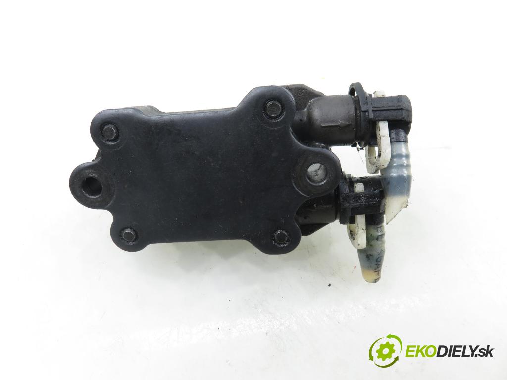 MERCEDES-BENZ VITO Autobus (638) BUS 2001 60,00 108 CDI 2.2 (638.194) - OM 611A (60 KW CDI) 2151,00 pumpa paliva 6110900350 ; 0440020027