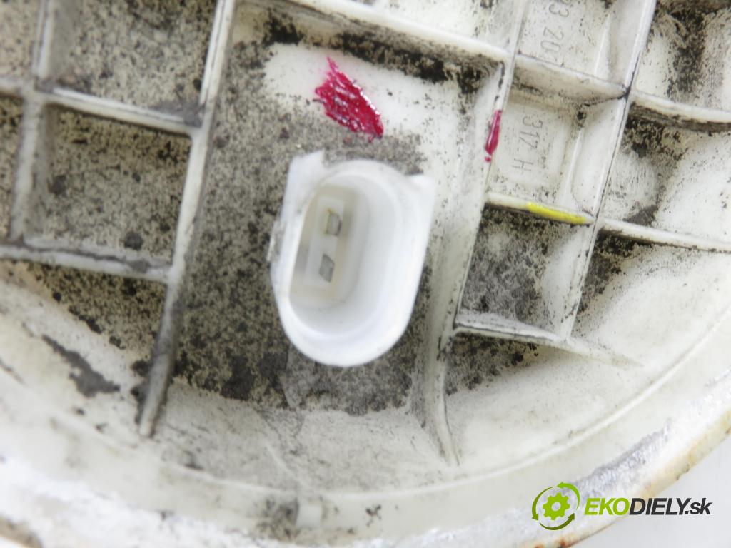 AUDI A6 Avant (4B5, C5) KOMBI 2001 220,00 4.2 quattro - ASG 4172,00 pumpa paliva 4B0906087P ; 4B3201317J ; 4B3201317H