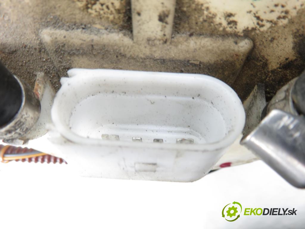 AUDI A6 Avant (4B5, C5) KOMBI 2001 220,00 4.2 quattro - ASG 4172,00 pumpa paliva 4B0906087P ; 4B3201317J ; 4B3201317H