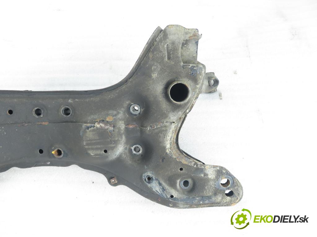 TOYOTA YARIS (_P1_) HB 2001 63,00 1.3 VVTi 86 - 2NZ-FE 1299,00 PŘEDNÍ: