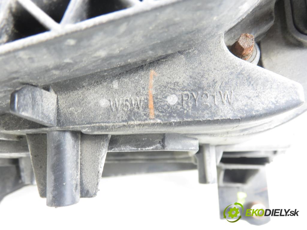 VW TOURAN (1T1, 1T2) MINIVAN 2004 74,00 1.9 TDI PD 100 - AVQ 1896,00 světlo LP