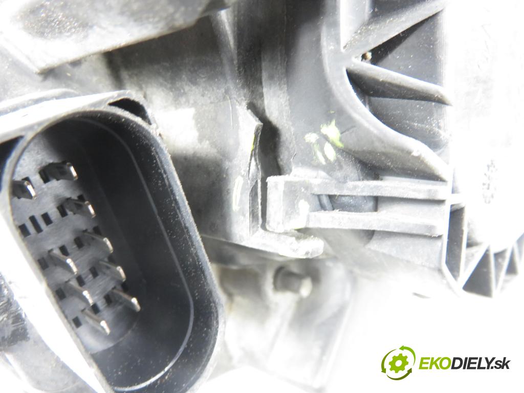 VW TOURAN (1T1, 1T2) MINIVAN 2004 74,00 1.9 TDI PD 100 - AVQ 1896,00 Svetlo LP 0301205202