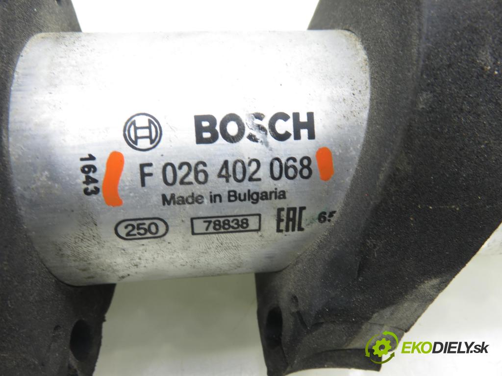 AUDI A5 (8T3) COUPE 2009 140,00 2.7 TDI - CGKA 2698,00 pumpa paliva 8K0906095A ; F026402068