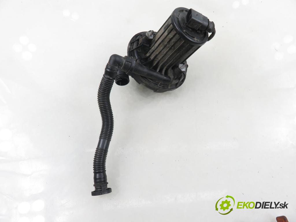 SKODA OCTAVIA II (1Z3) LIFTBACK 2012 75,00 1.6 - BSE 1595,00 pumpa vzduchu 06A959253E ; 72273813 ; 06A131333C