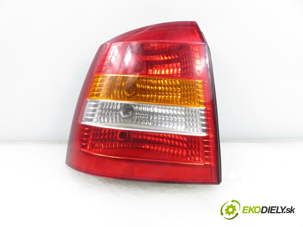 OPEL ASTRA G liftback (T98) HB 2002 62,00 1.6 8V - Z 16 SE 1598,00 světlo levé zadní 90521542