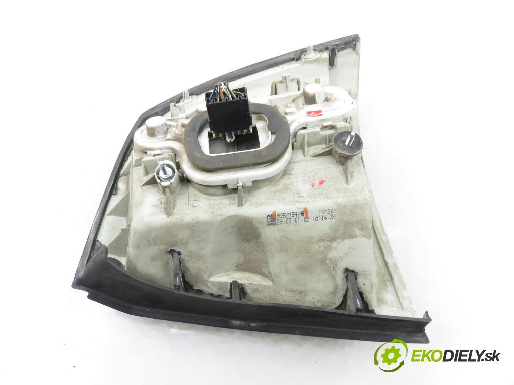 OPEL ASTRA G liftback (T98) HB 2002 62,00 1.6 8V - Z 16 SE 1598,00 světlo levé zadní 90521542