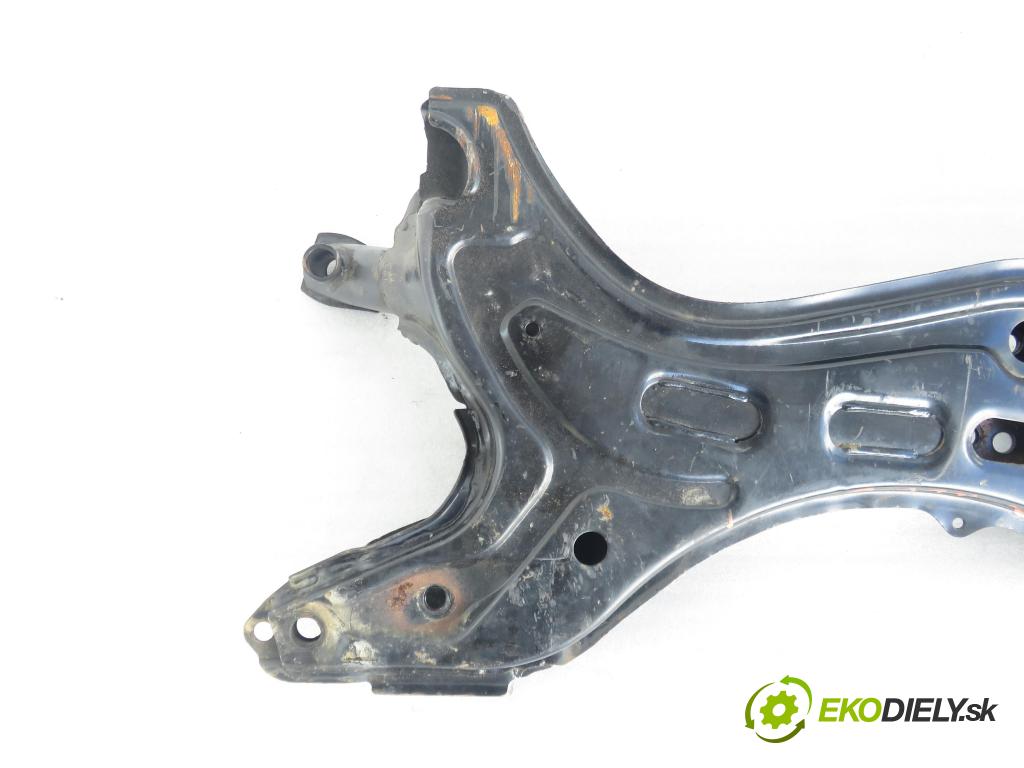 TOYOTA RAV 4 II (_A2_) SUV 2003 85,00 2.0 D-4D 4WD 116 - 1CD-FTV 1995,00 PŘEDNÍ: