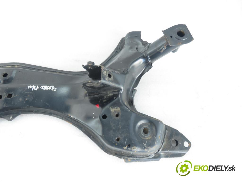 TOYOTA RAV 4 II (_A2_) SUV 2003 85,00 2.0 D-4D 4WD 116 - 1CD-FTV 1995,00 PŘEDNÍ: