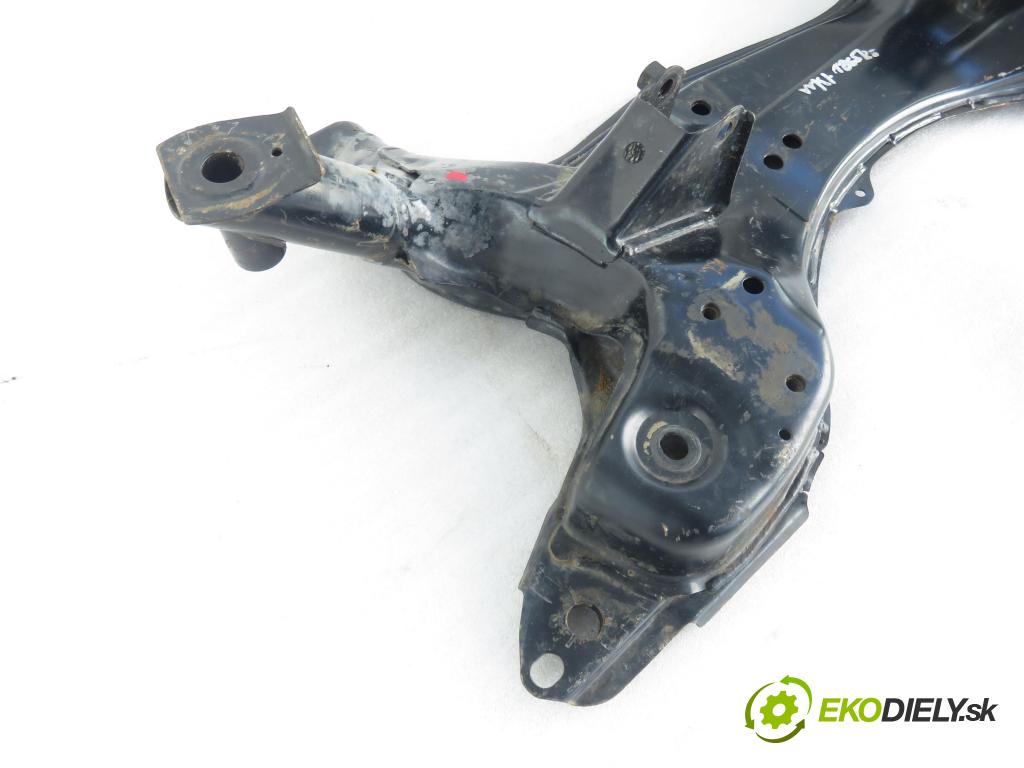 TOYOTA RAV 4 II (_A2_) SUV 2003 85,00 2.0 D-4D 4WD 116 - 1CD-FTV 1995,00 PŘEDNÍ: