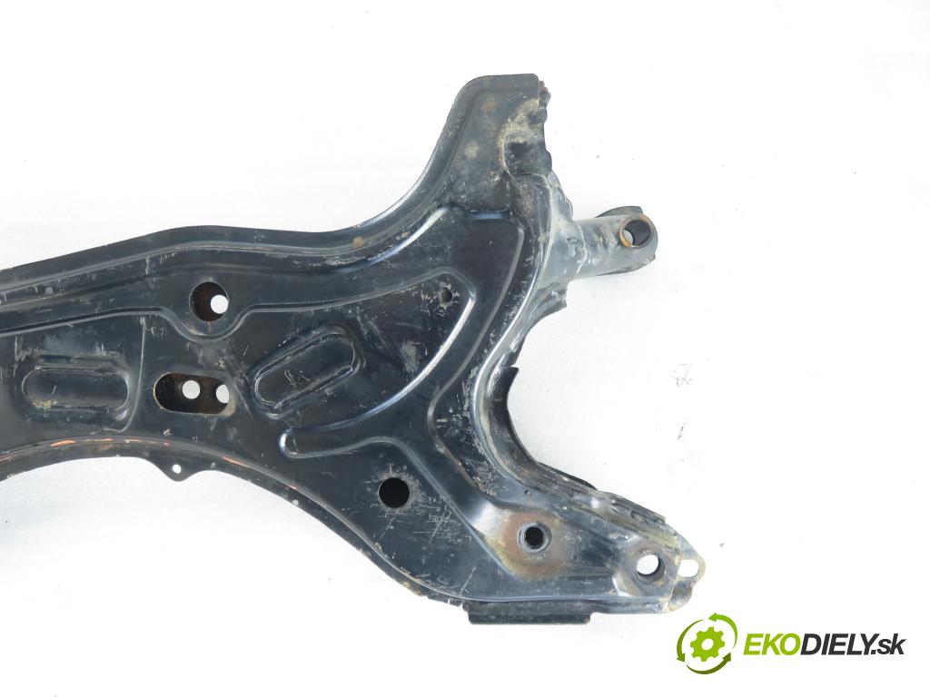 TOYOTA RAV 4 II (_A2_) SUV 2003 85,00 2.0 D-4D 4WD 116 - 1CD-FTV 1995,00 PŘEDNÍ: