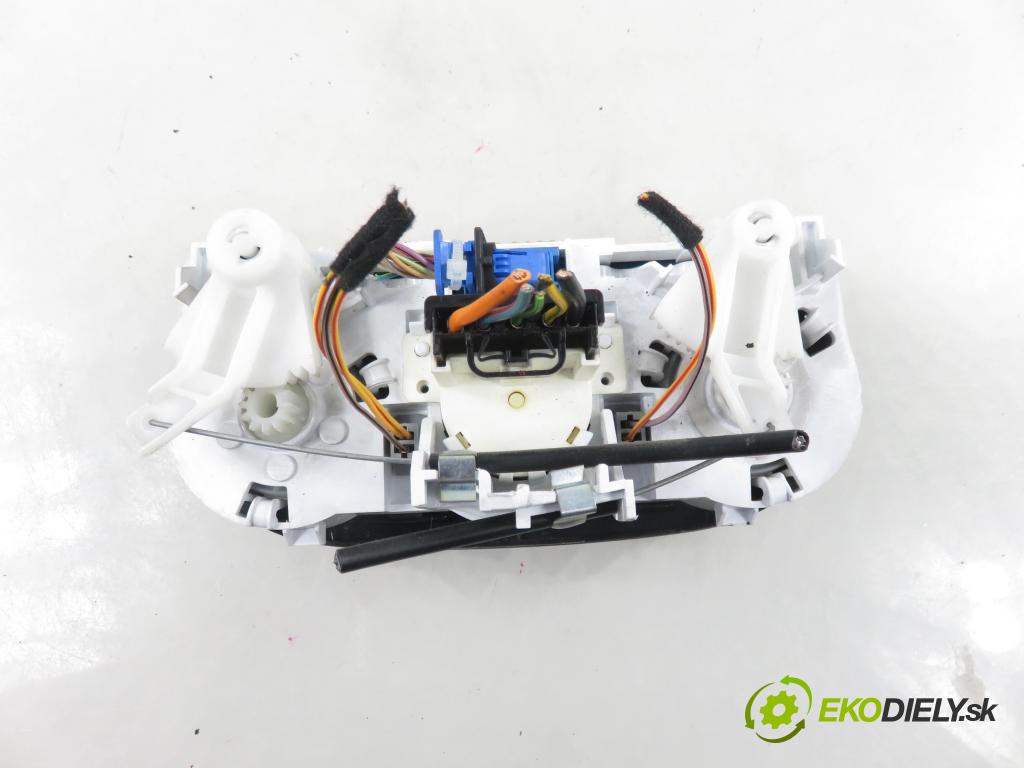 OPEL CORSA D (S07) HB 2010 70,00 1.3 CDTI - Z 13 DTE 1248,00 Panel kúrenia KLIMATRONIK 466119570