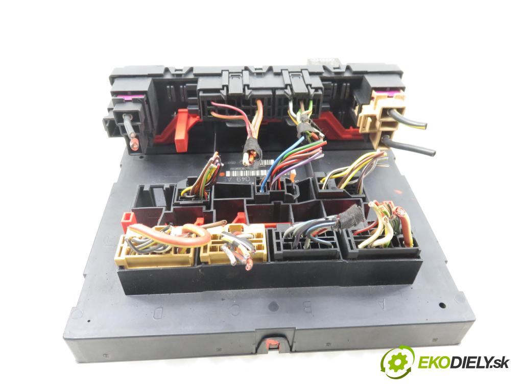 SEAT LEON (1P1) HB 2007 77,00 1.9 TDI - BLS 1896,00 MODUL BSI 3C0937049AE