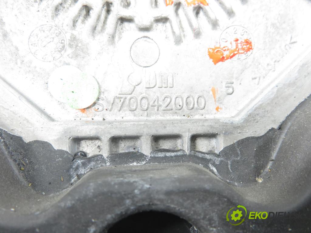 OPEL CORSA D (S07) HB 2010 70,00 1.3 CDTI - Z 13 DTE 1248,00 volant SV70042000 (Volant)