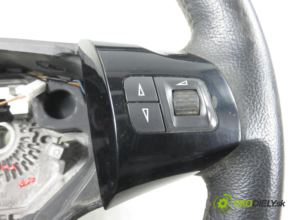 OPEL CORSA D (S07) HB 2010 70,00 1.3 CDTI - Z 13 DTE 1248,00 volant SV70042000 (Volant)