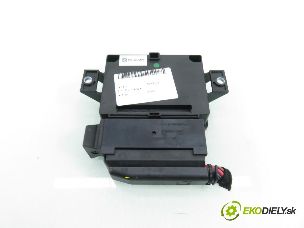 AUDI A5 (8T3) COUPE 2009 140,00 2.7 TDI - CGKA 2698,00 řídící jednotka brzdy MANUÁL 8K0907801E