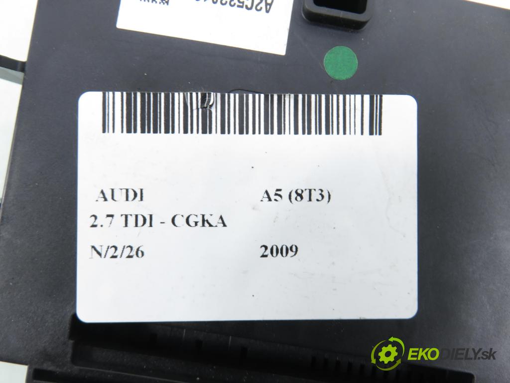 AUDI A5 (8T3) COUPE 2009 140,00 2.7 TDI - CGKA 2698,00 řídící jednotka brzdy MANUÁL 8K0907801E