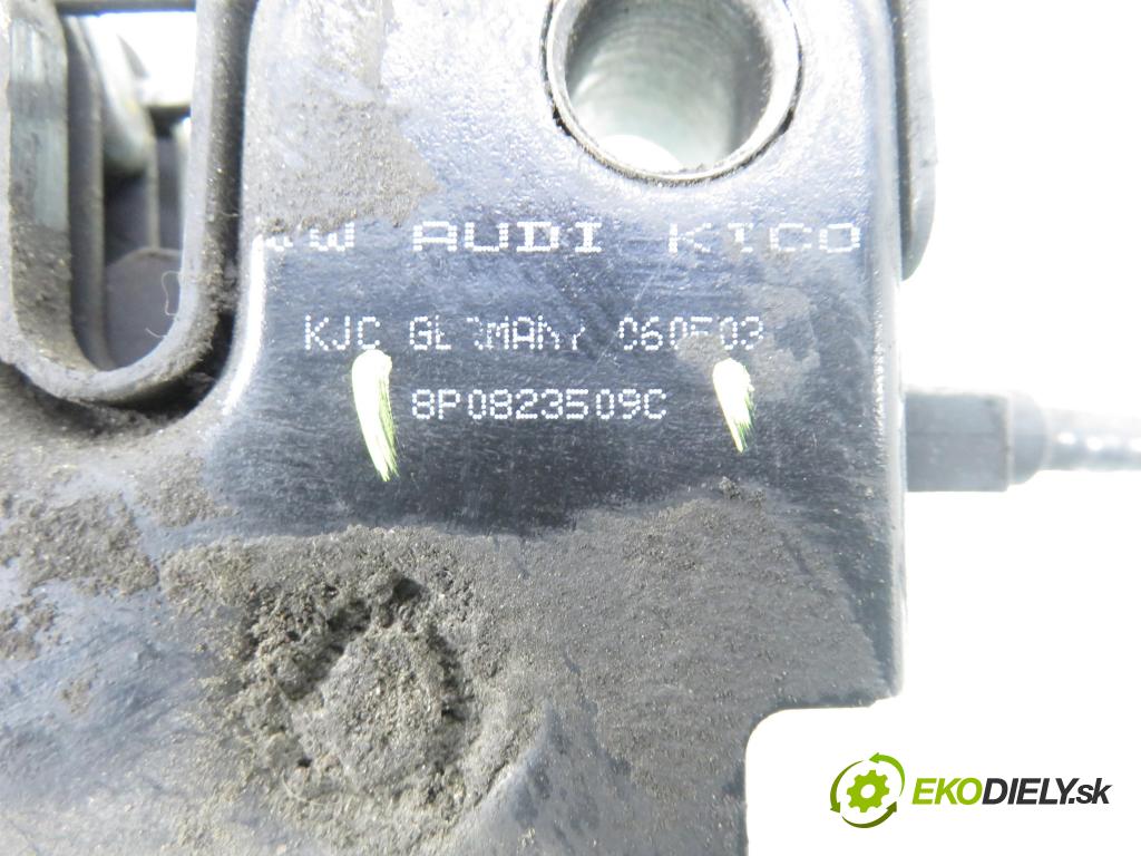 AUDI A3 (8P1) HB 2003 103,00 2.0 TDI PD 16V 140 1968,00 zámok kapoty 8P0823509C
