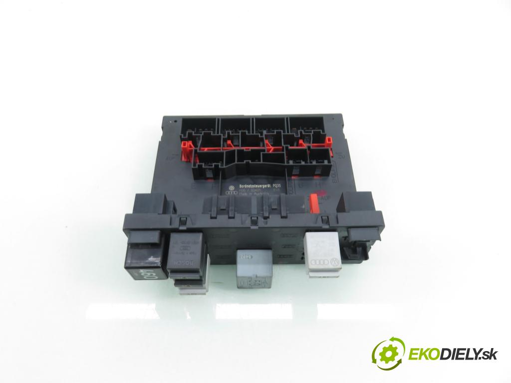 AUDI A3 (8P1) HB 2003 103,00 2.0 TDI PD 16V 140 1968,00 MODUL komfortu 8P0907279 ; F005V00218