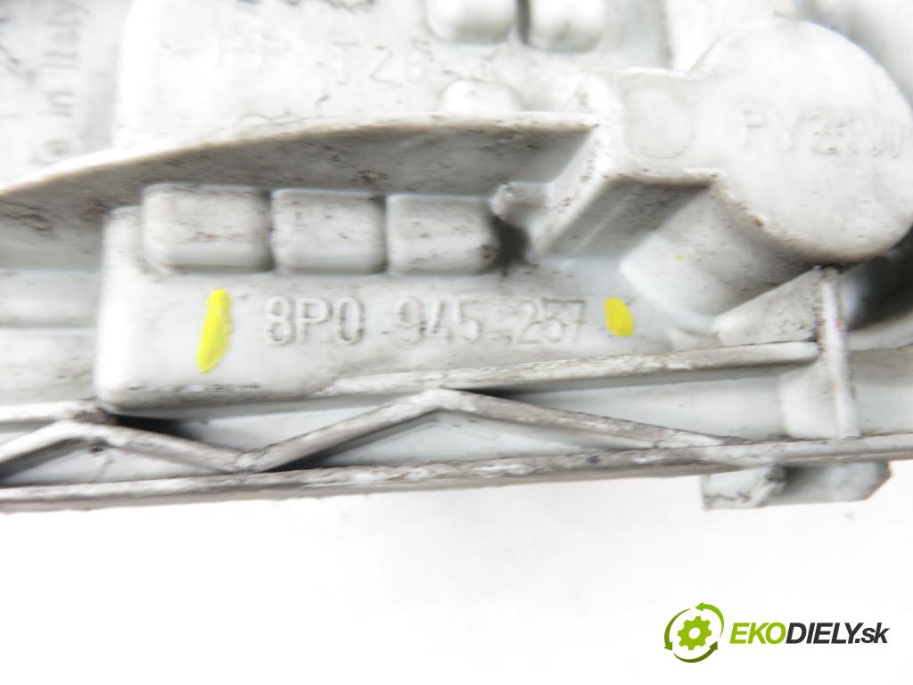 AUDI A3 (8P1) HB 2003 103,00 2.0 TDI PD 16V 140 1968,00 vložka svetla ľavy zadné 8P0945257