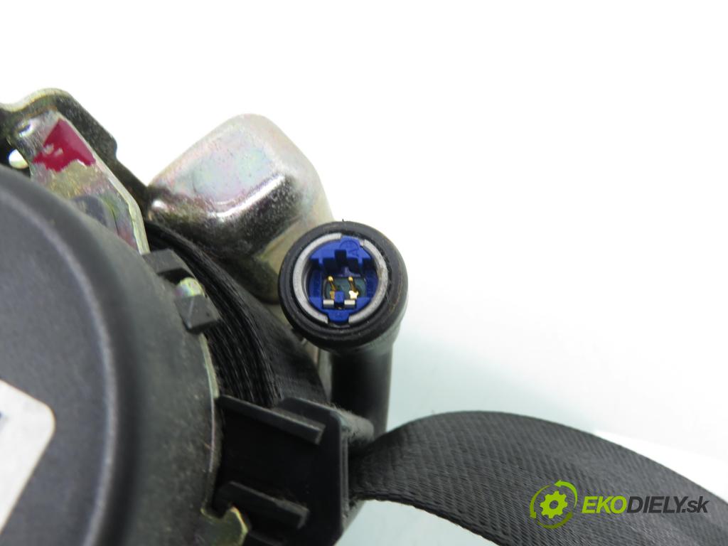 AUDI A3 (8P1) HB 2003 103,00 2.0 TDI PD 16V 140 1968,00 Držiak bezpečnostný PP 8P3857706B