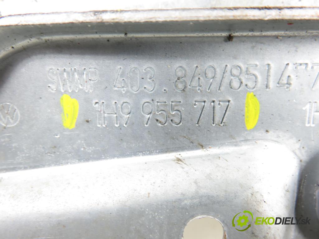 VW GOLF III Variant (1H5) KOMBI 1997 55,00 1.8 - ANN 1781,00 Motorček stierače zadné 1H9955717A