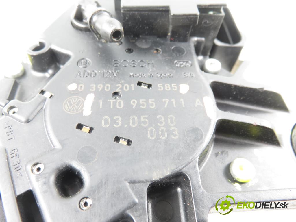 VW TOURAN (1T1, 1T2) MINIVAN 2004 74,00 1.9 TDI PD 100 - AVQ 1896,00 motorek stěrače ZADNÍ: 1T0955711A ; 0390201585