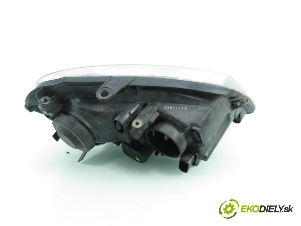 VW POLO (9N_) HB 2006 40,00 1.2 - BMD 1198,00 světlo LP 