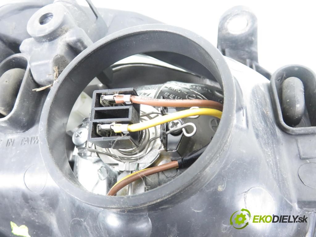 VW POLO (9N_) HB 2006 40,00 1.2 - BMD 1198,00 světlo LP