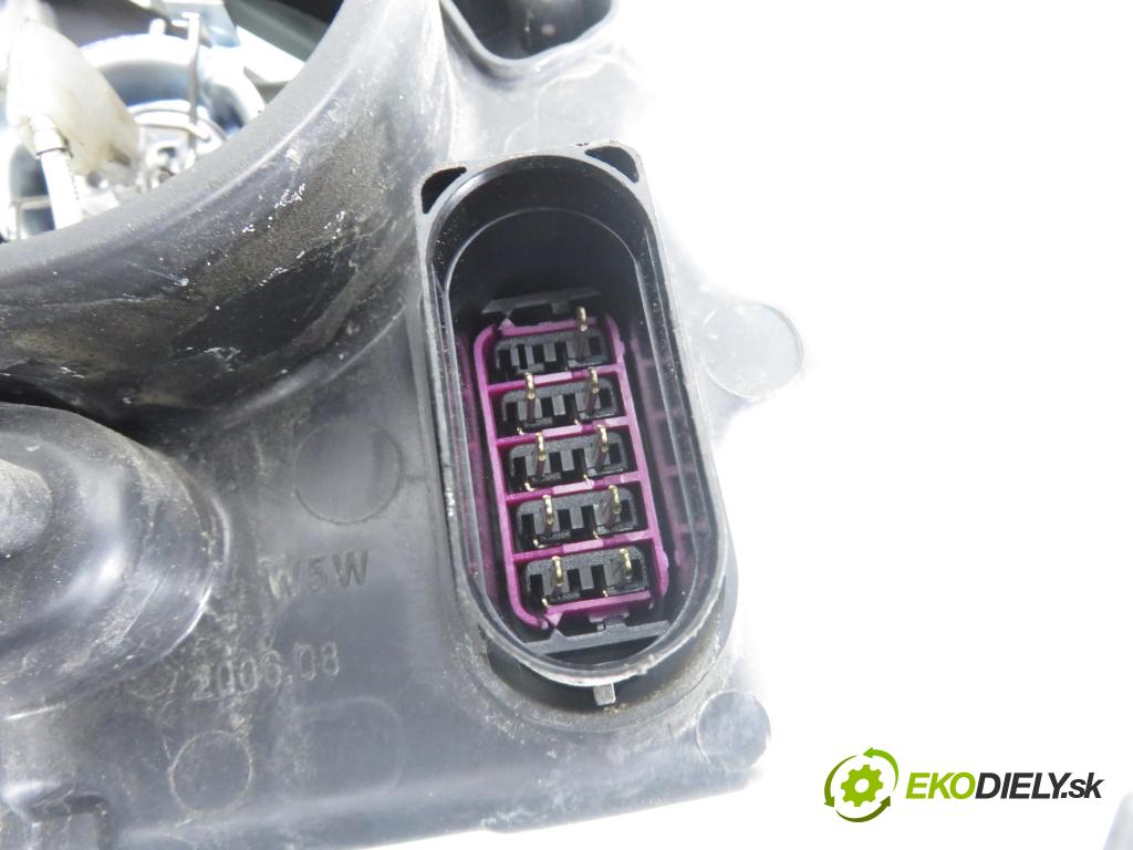 VW POLO (9N_) HB 2006 40,00 1.2 - BMD 1198,00 světlo LP