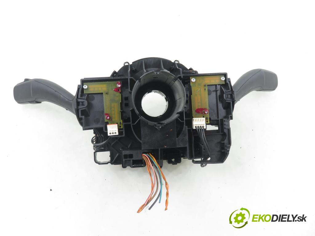 AUDI A5 (8T3) COUPE 2009 140,00 2.7 TDI - CGKA 2698,00 páčka/prepínač 8K0953502BC